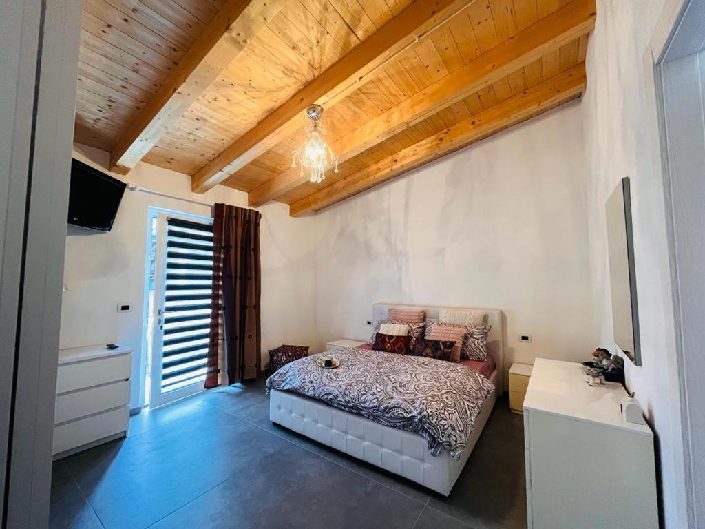 アオスタCasa Febyアパートメント エクステリア 写真